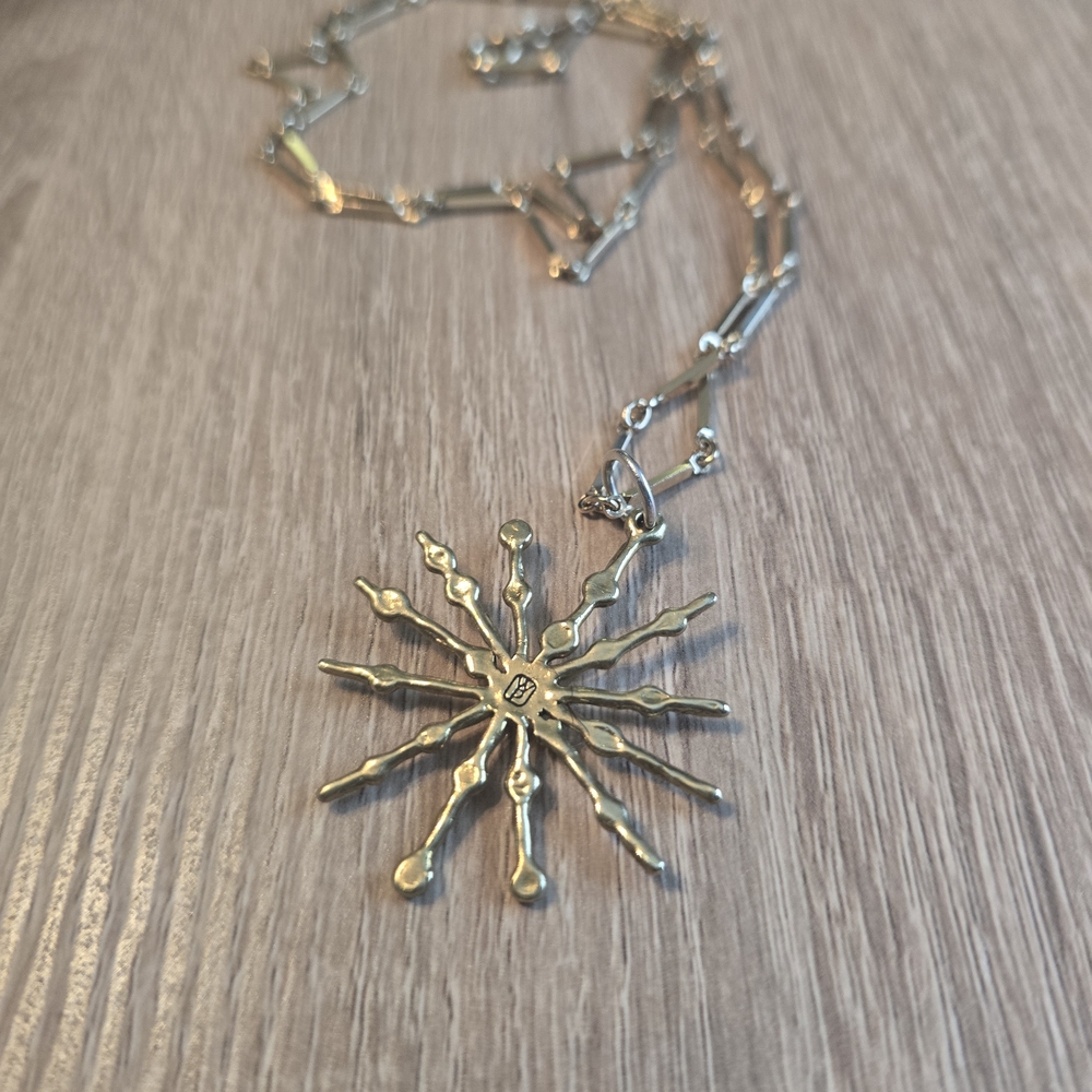 Waxing Poetic Goldtone 30 Inch Crystal Snowflake And Earring Set-GORGEOUS!!! - Picture 8 of 16
